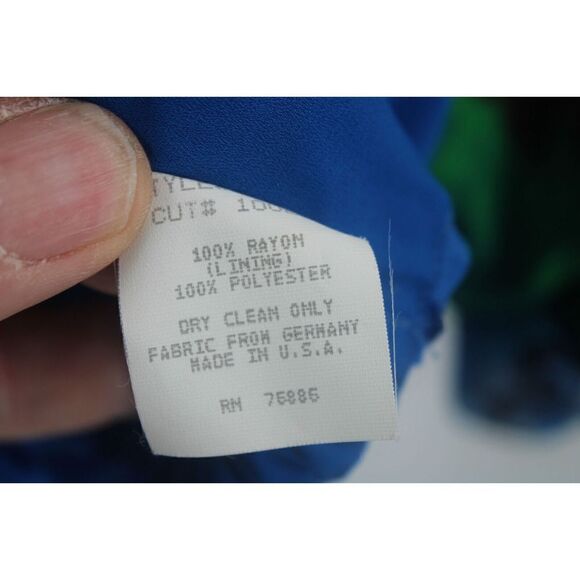 DOROTHY SCHOELEN PLATINUM BRIGHT BOLD WRAP BLOUSE SIZE P RAYON DRY CLEAN SS - Picture 8 of 8